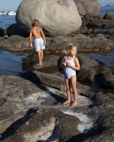 BAÑADOR NIÑA PATOS